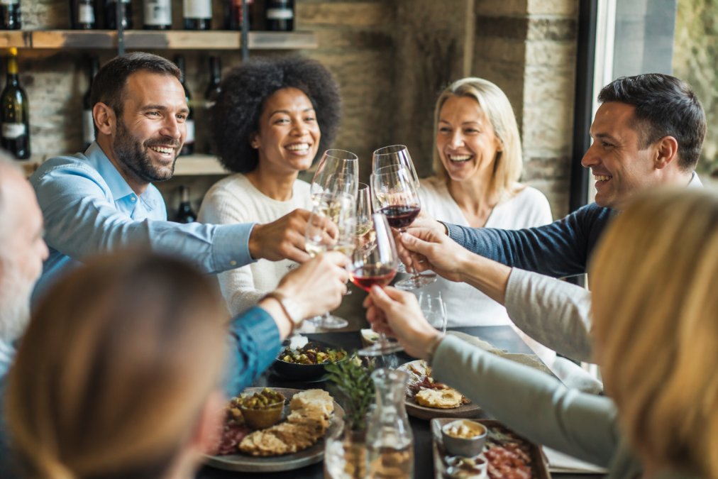 How to Host Corporate Team Building Events in 2026